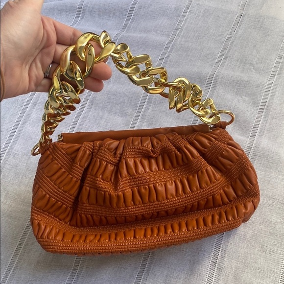 Gaza Gold Chain Orange Textured Shoulder Bag. - Picture 12 of 12